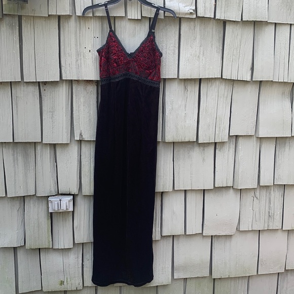 Lip Service Dresses & Skirts - Vintage lip service velvet cami slip dress *rare* goth